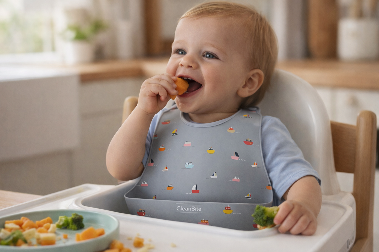 CleanBite — Babero Antiderrames que Atrapalo-Todo